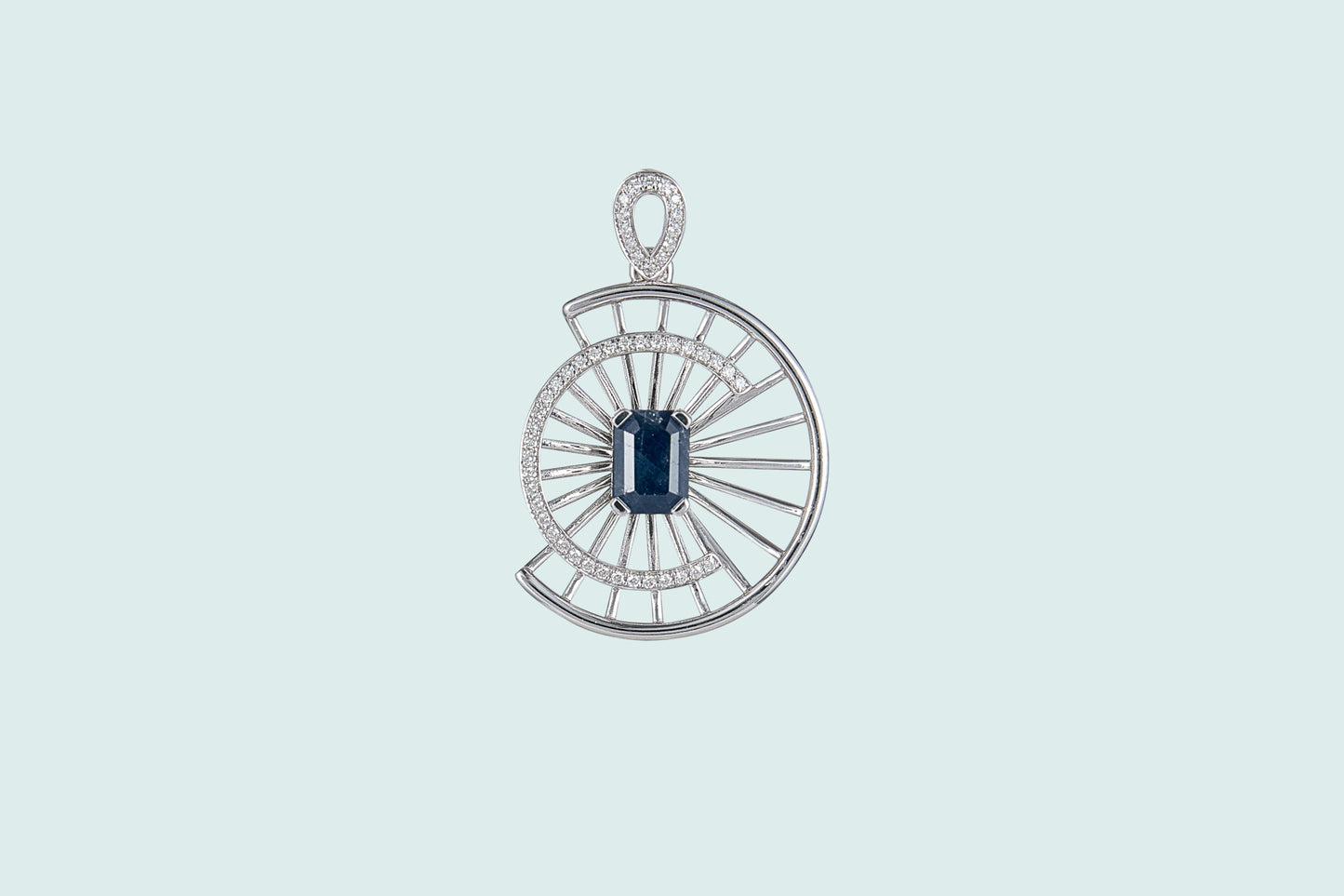 Sapphire (non heat-treated) and Diamonds Pendant