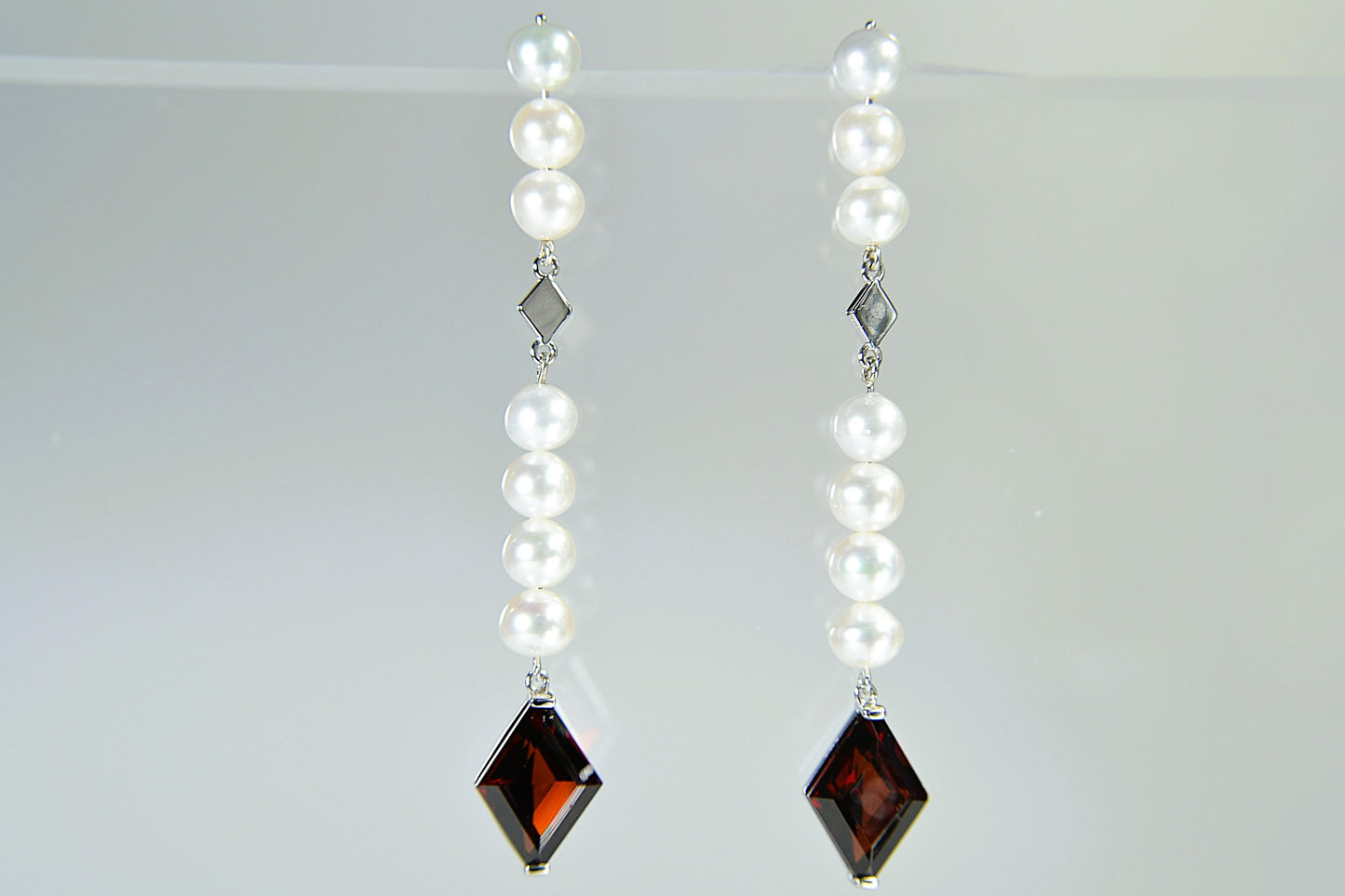 Pearl Drop-Earrings—Freshwater White, Stud, Platinum setting, with Garnets