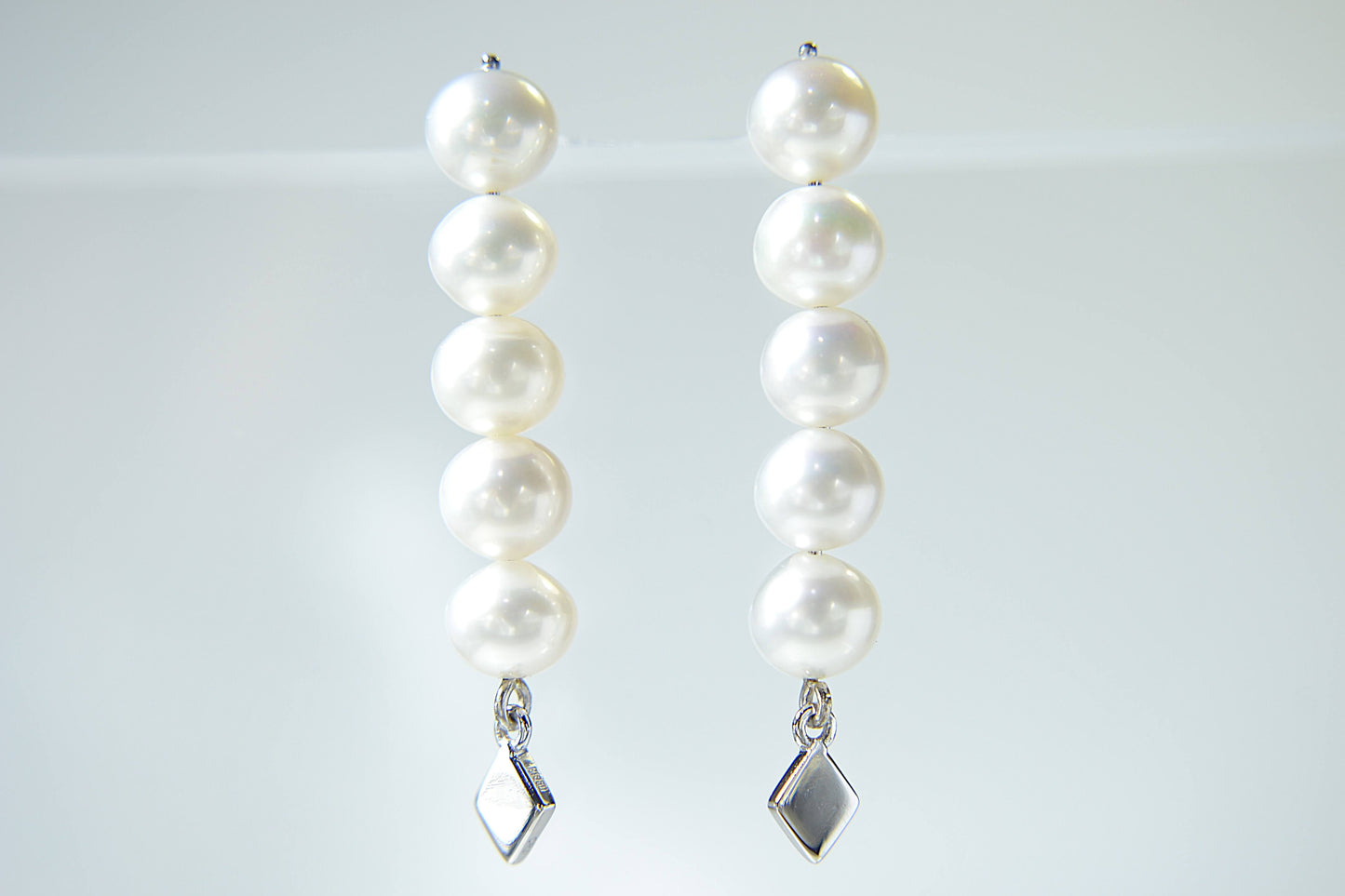 Pearl Drop-Earrings—Freshwater White, Stud, Platinum setting