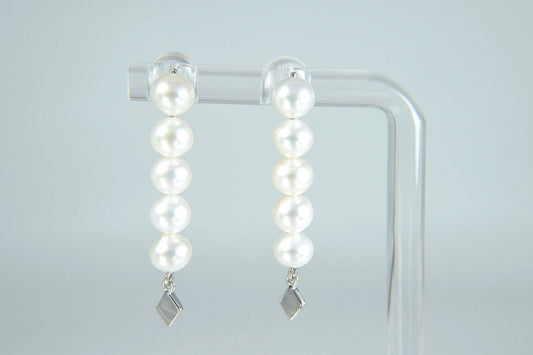 Pearl Drop-Earrings—Freshwater White, Stud, Platinum setting