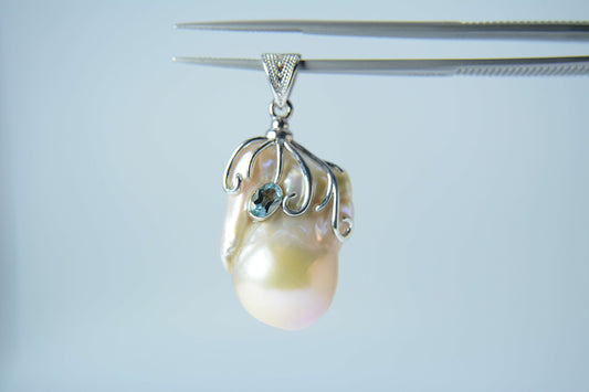 Pearl Pendant-Freshwater Peachy white Baroque with a Blue Topaz